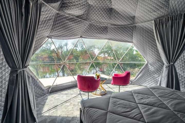 Room 2 of 26