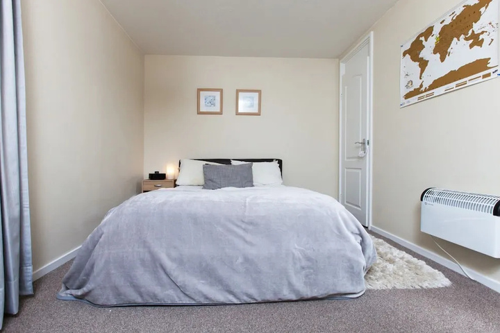 Room 11 of 20