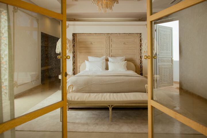 Room 26 of 152