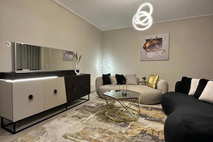 Room 7 of 15