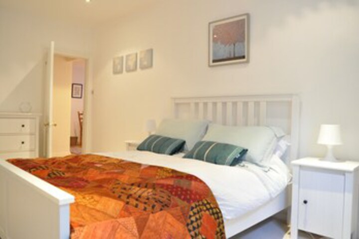 Room 14 of 19