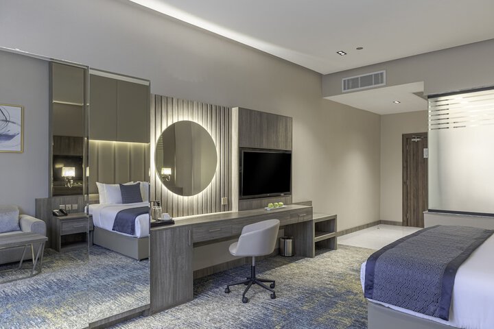 Room 15 of 40