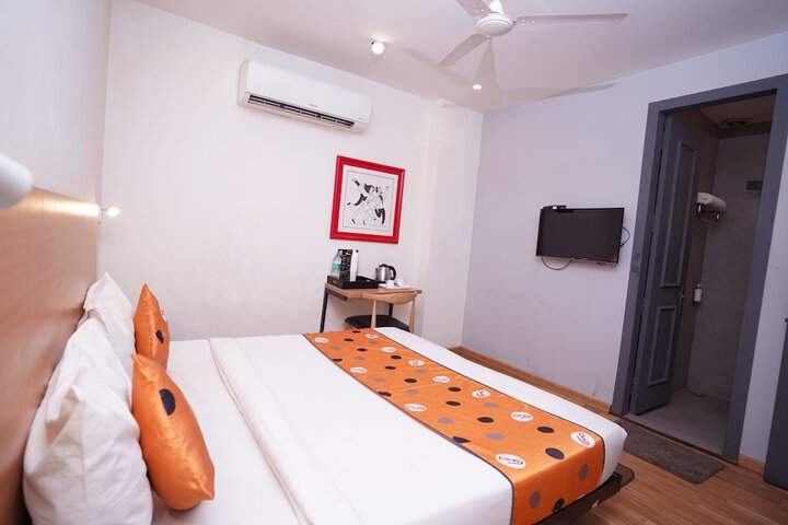 Room 15 of 43