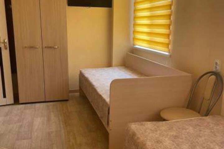 Room 8 of 45