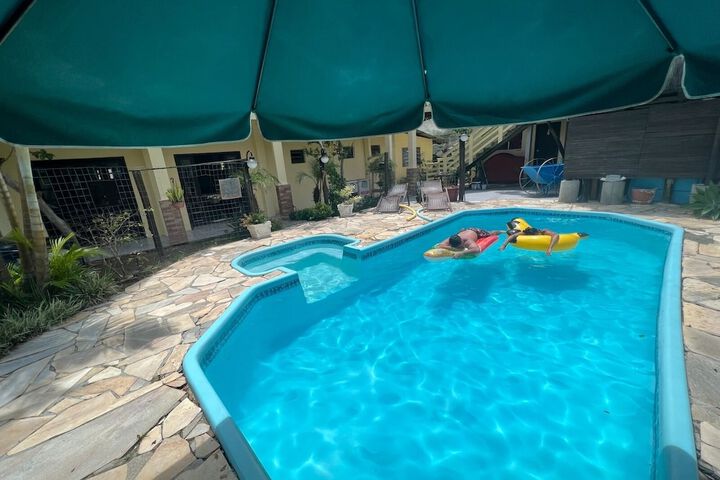 Pool 24 of 28