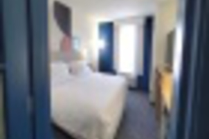 Room 183 of 336