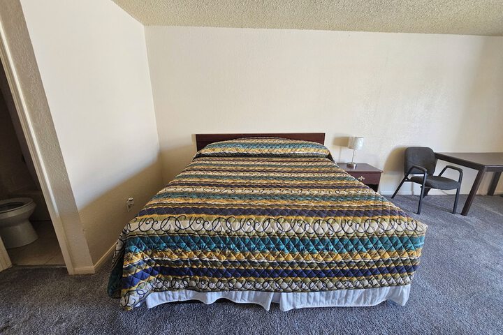 Room 7 of 23