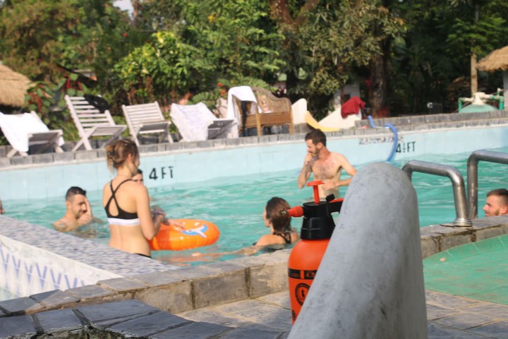 Pool 13 of 24