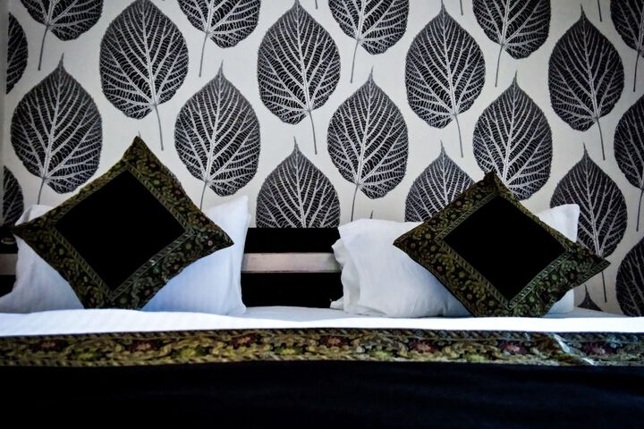 Room 21 of 117