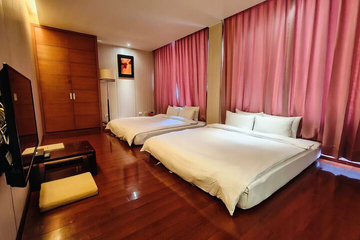 Room 25 of 70