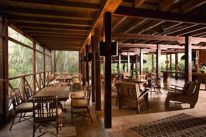 Dining Photos