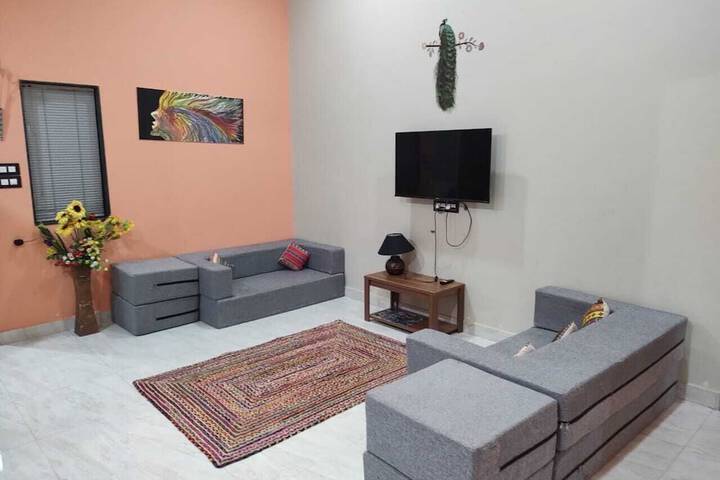 Room 7 of 13