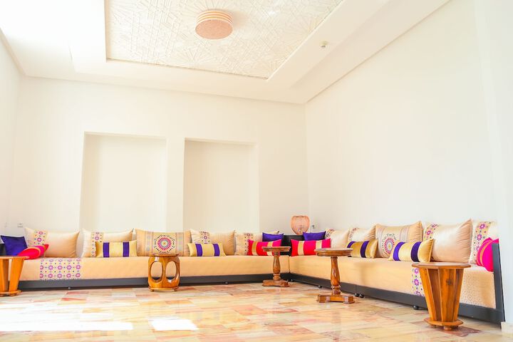 Hotel Interior 7 of 147