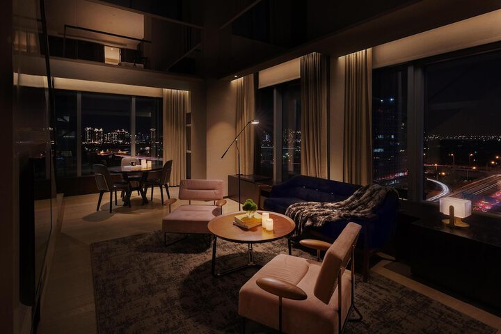 Room 14 of 63