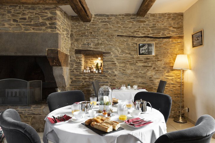 Dining Photos