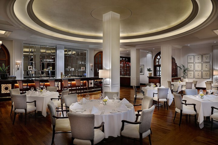 Dining 110 of 190