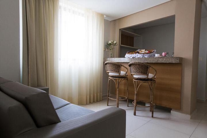 Room 4 of 9