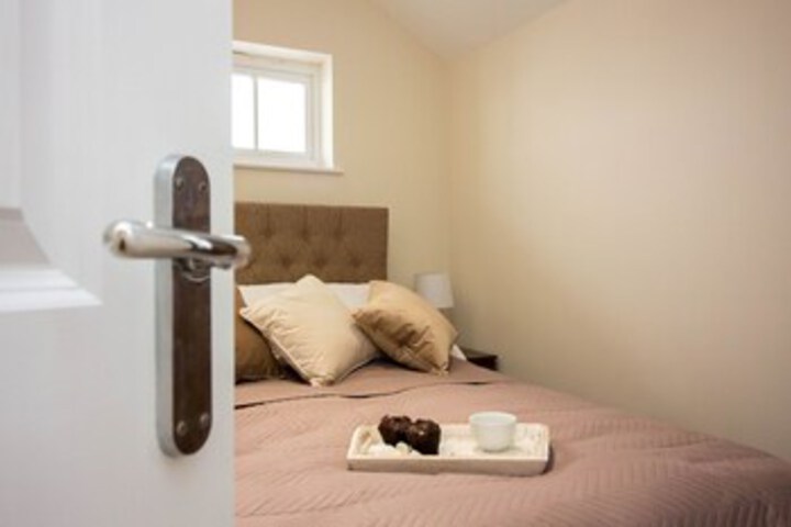 Room 12 of 34