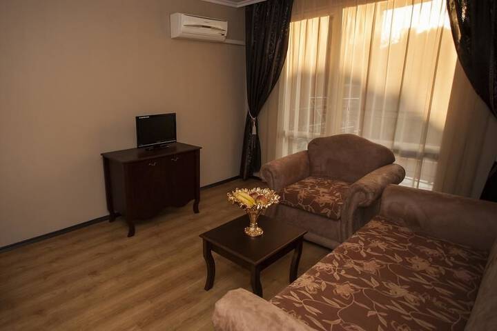 Room 15 of 34