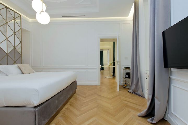 Room 15 of 31