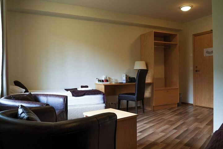Room 15 of 89