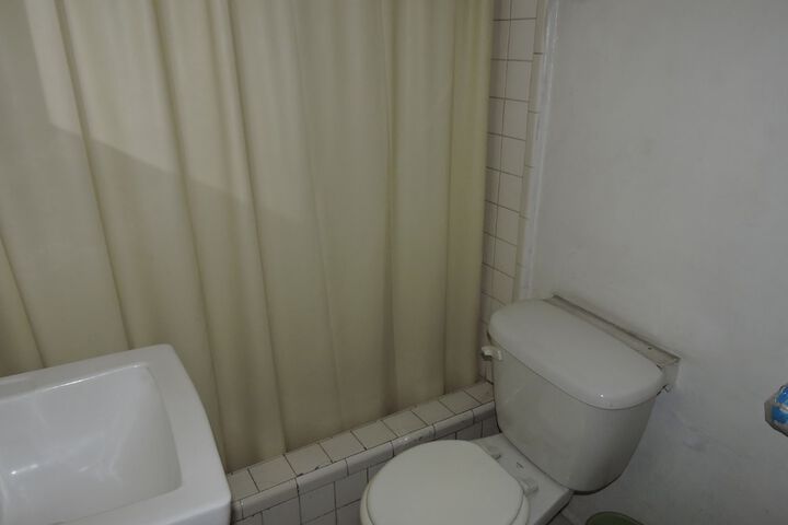 Room 45 of 59