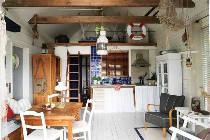 Room 6 of 29