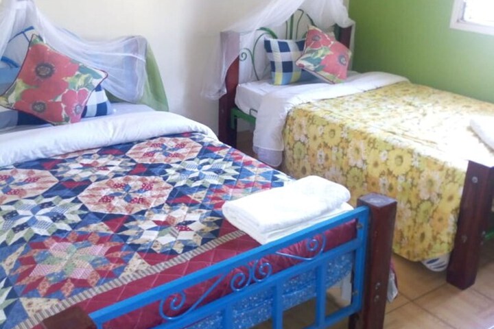 Room 7 of 31
