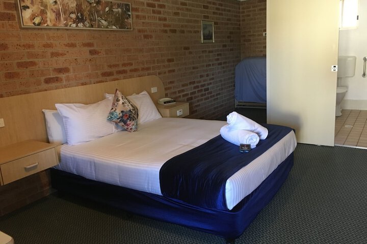 Room 6 of 68