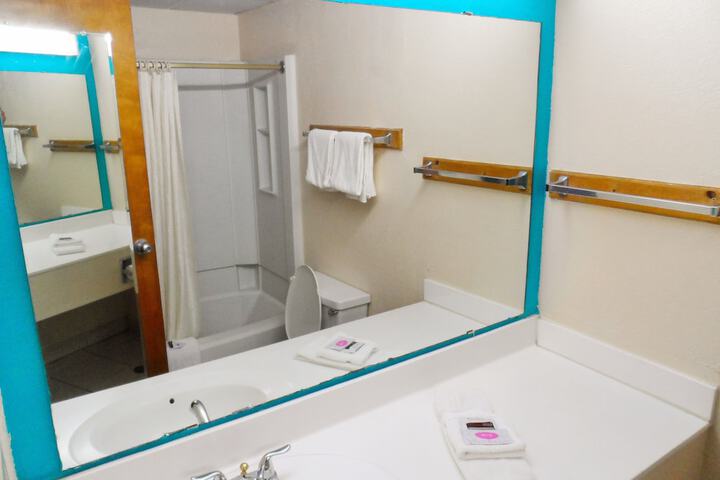 Room 14 of 19