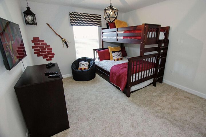 Room 5 of 49
