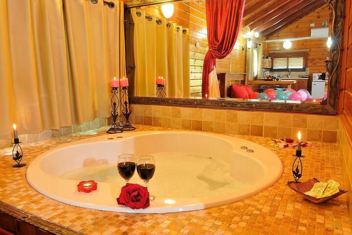 Hot Tub 29 of 40