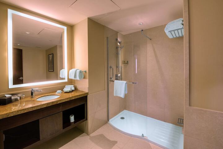 Clean Restrooms