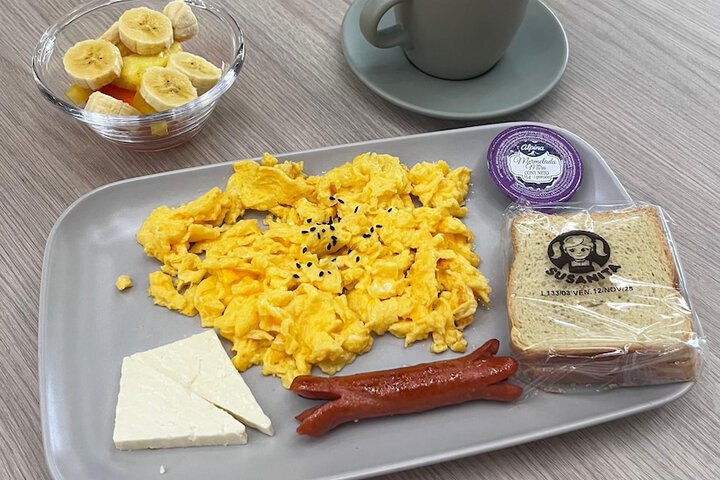 Breakfast/Coffee Service 125 of 137