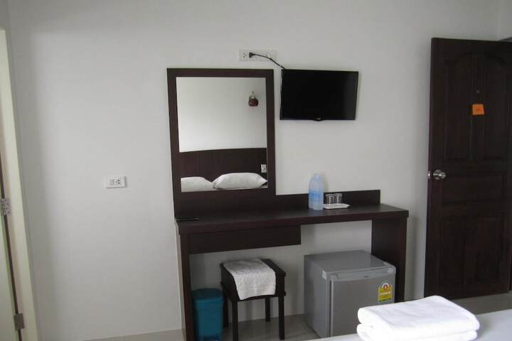 Room 30 of 40