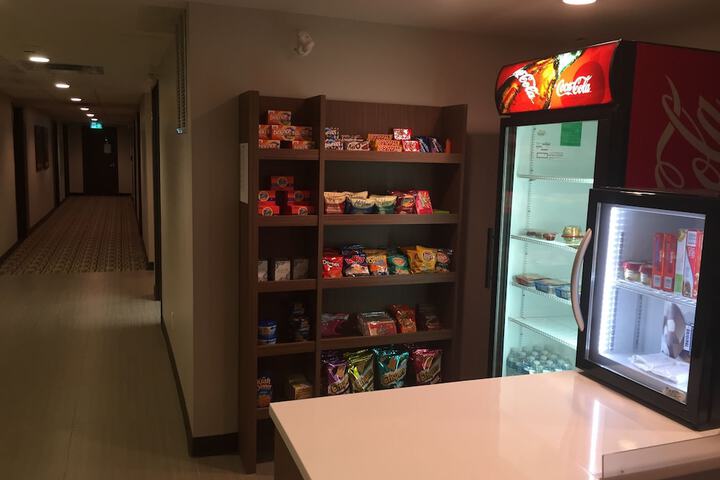 Concierge desk