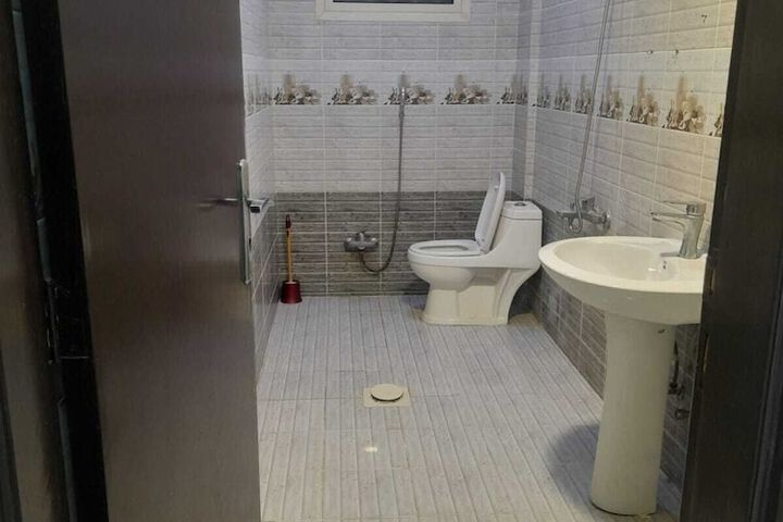 Room 7 of 7