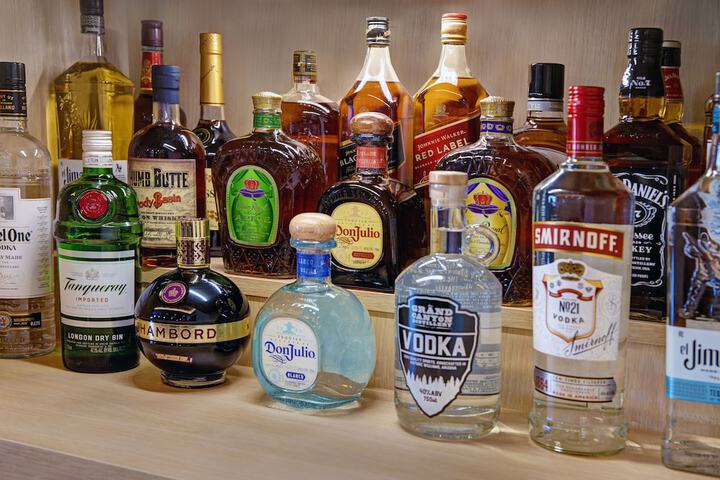 Sports bar