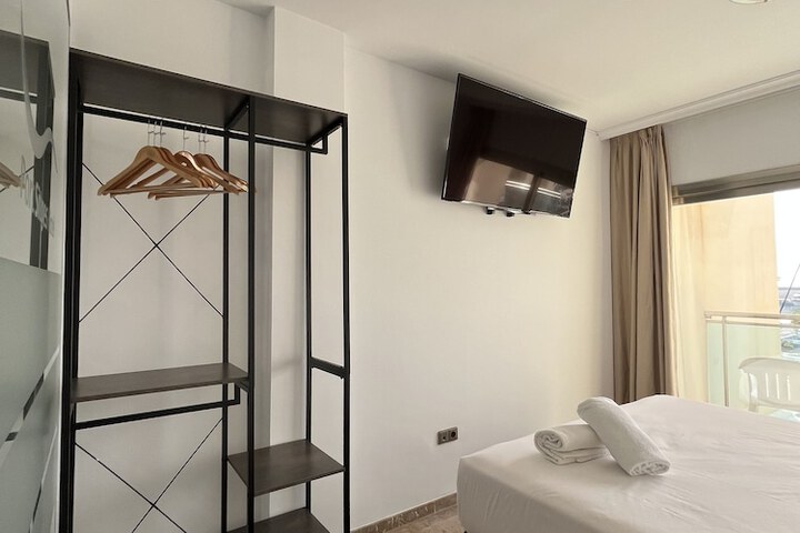 Room 15 of 62