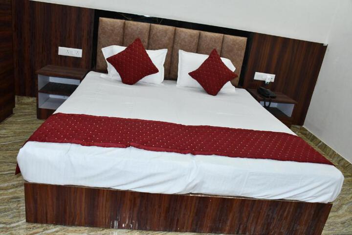 Hotel Srijan Grand