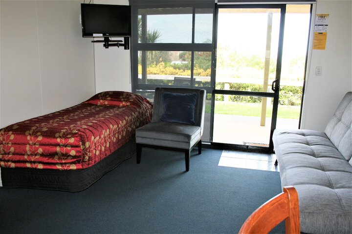 Room 17 of 96