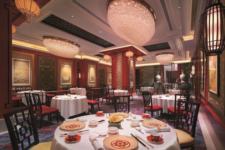 Dining 72 of 103