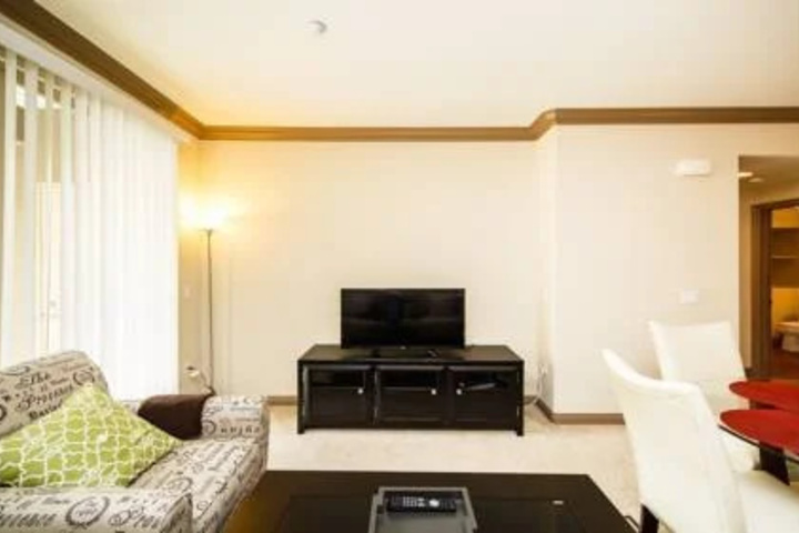 Room 3 of 12