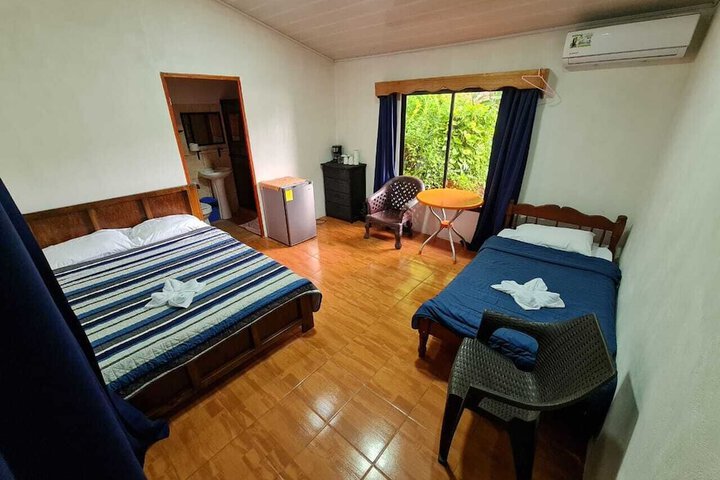 Room 7 of 16