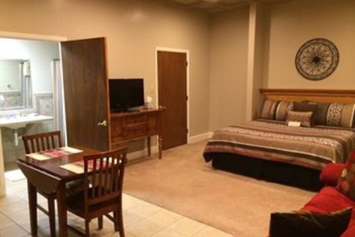 Room 3 of 41