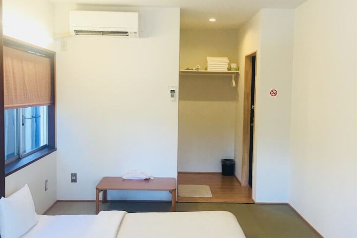 Room 57 of 86