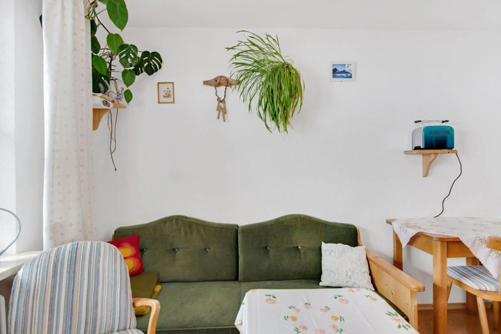 Room 5 of 15