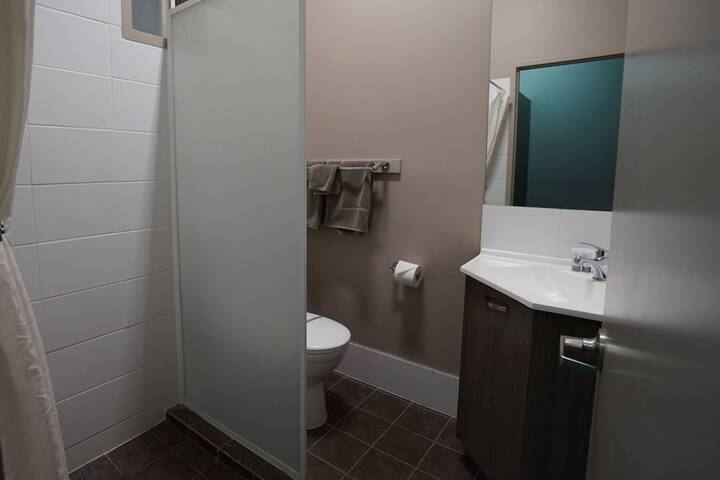 Room 9 of 20