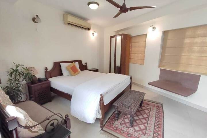 Room 5 of 22