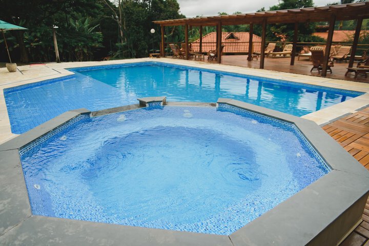 Pool 143 of 146